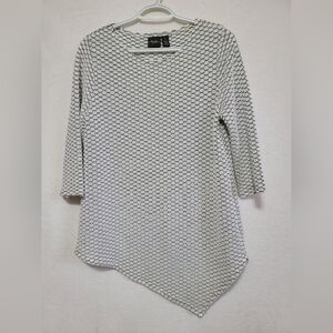 Women's Travelers by Chico's Asymmetrical Hem Blouse, White/Black, Size 1=M/8